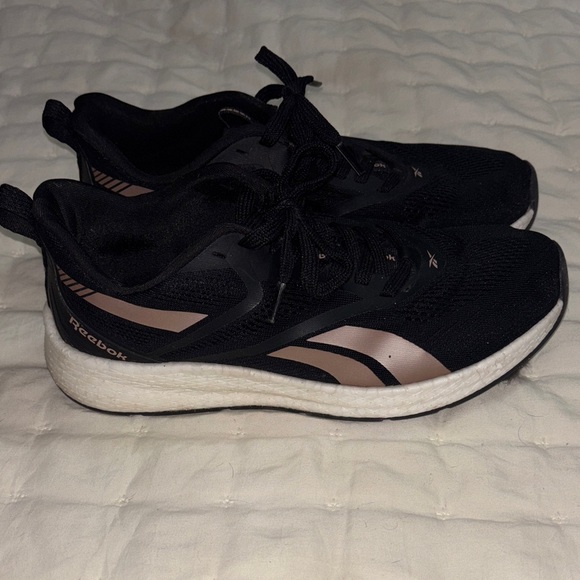 Reebok Black and Rose Gold Running Shoes - Picture 1 of 4